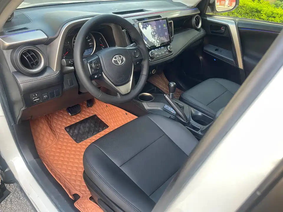 Toyota RAV4 Rongfang