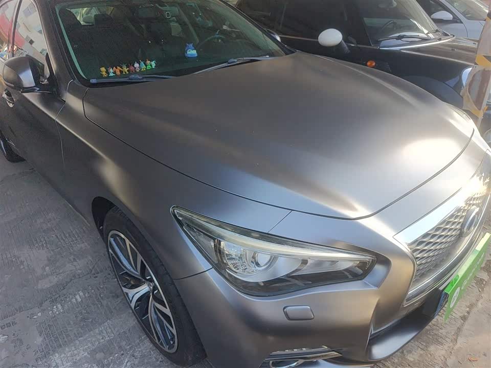 Infiniti Q50L