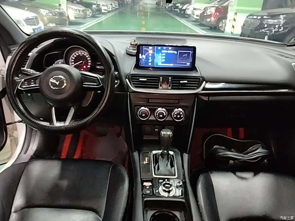 Mazda CX-4, 2019 10