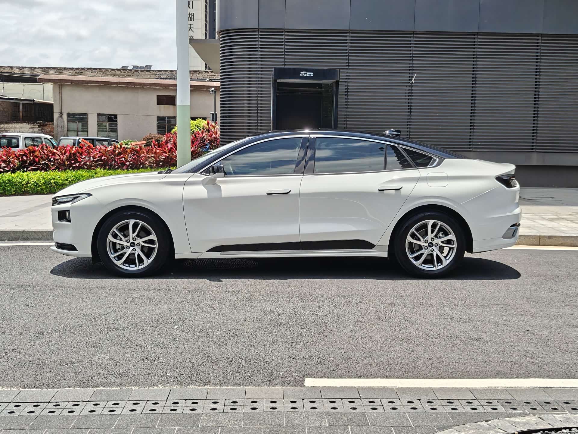 Ford Mondeo, 2022 20