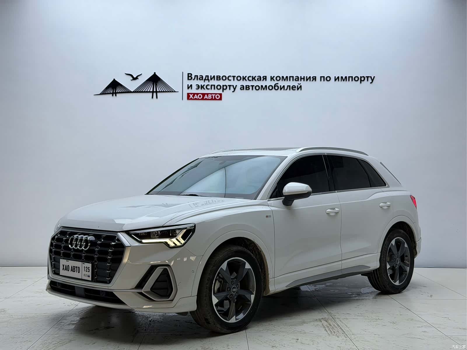 Audi Q3, 2023 1