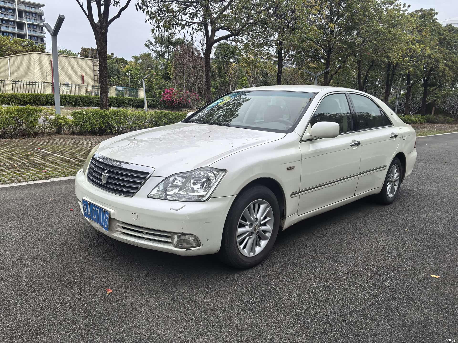 Toyota Crown, 2007 1