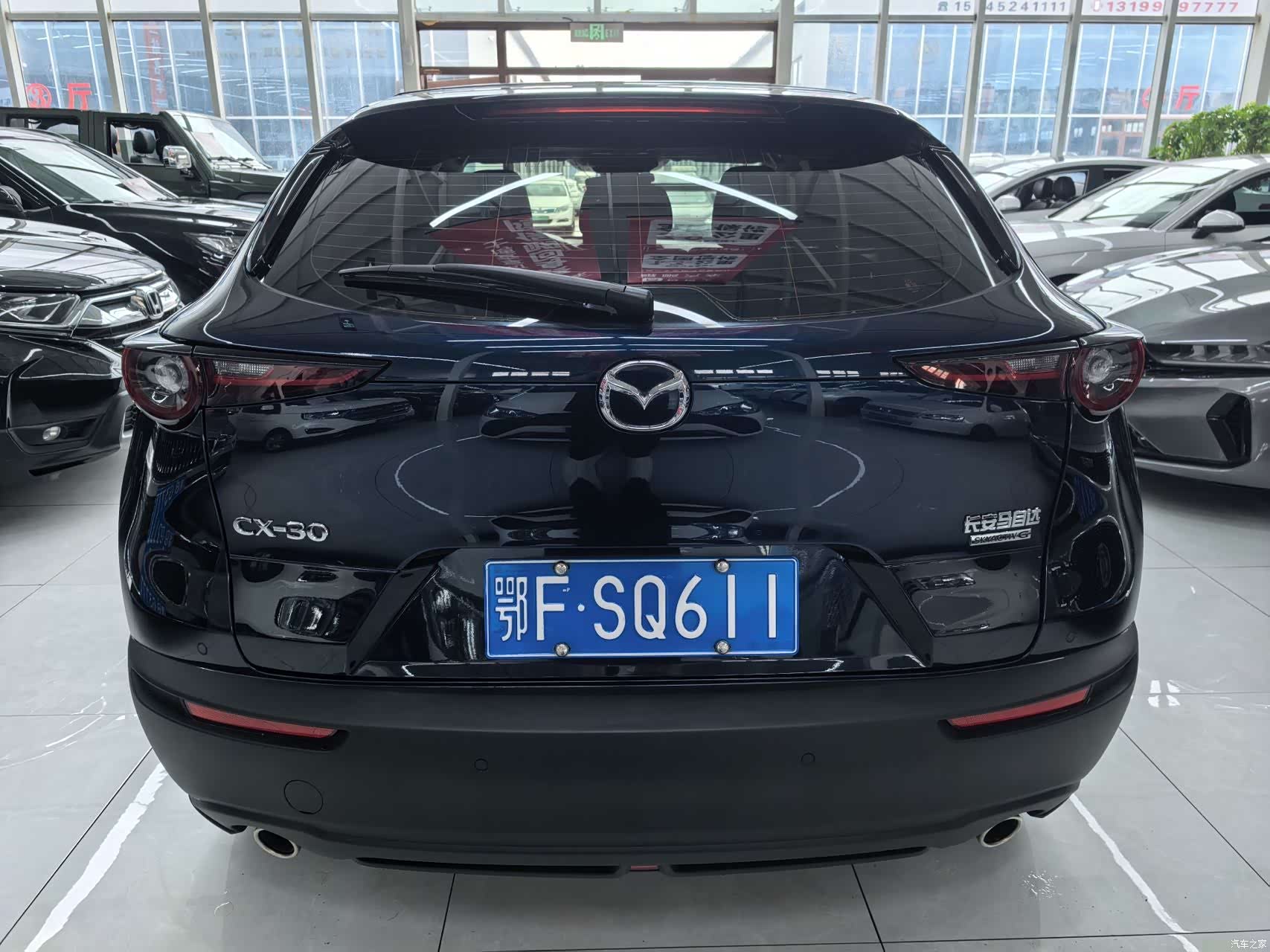 Mazda CX-30, 2022 все фото