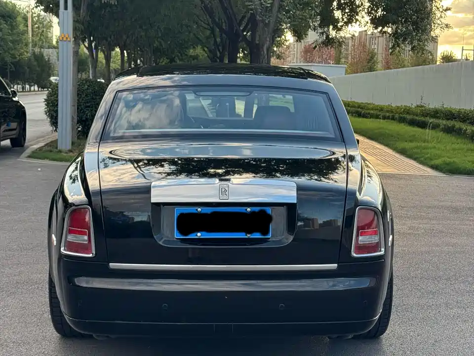 Rolls-Royce Phantom