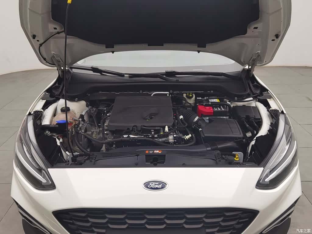 Ford Focus, 2021 6