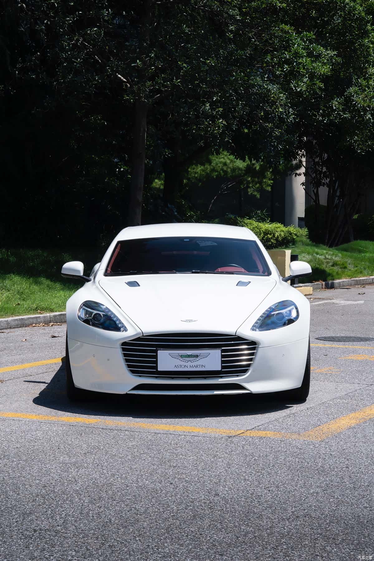 Aston Martin Rapide, 2017 2