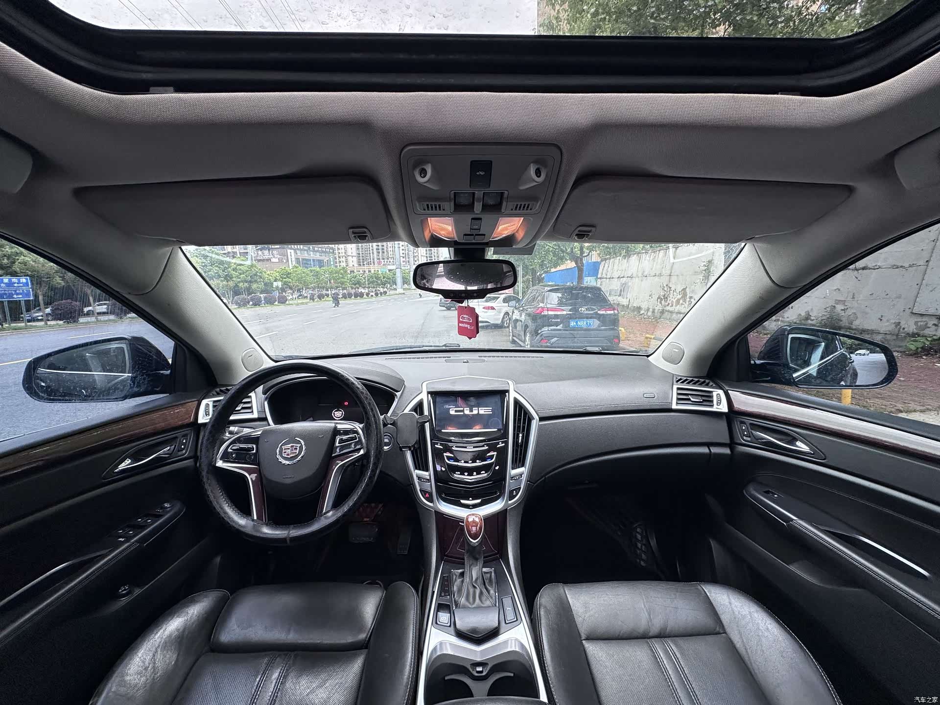 Cadillac SRX, 2013 6