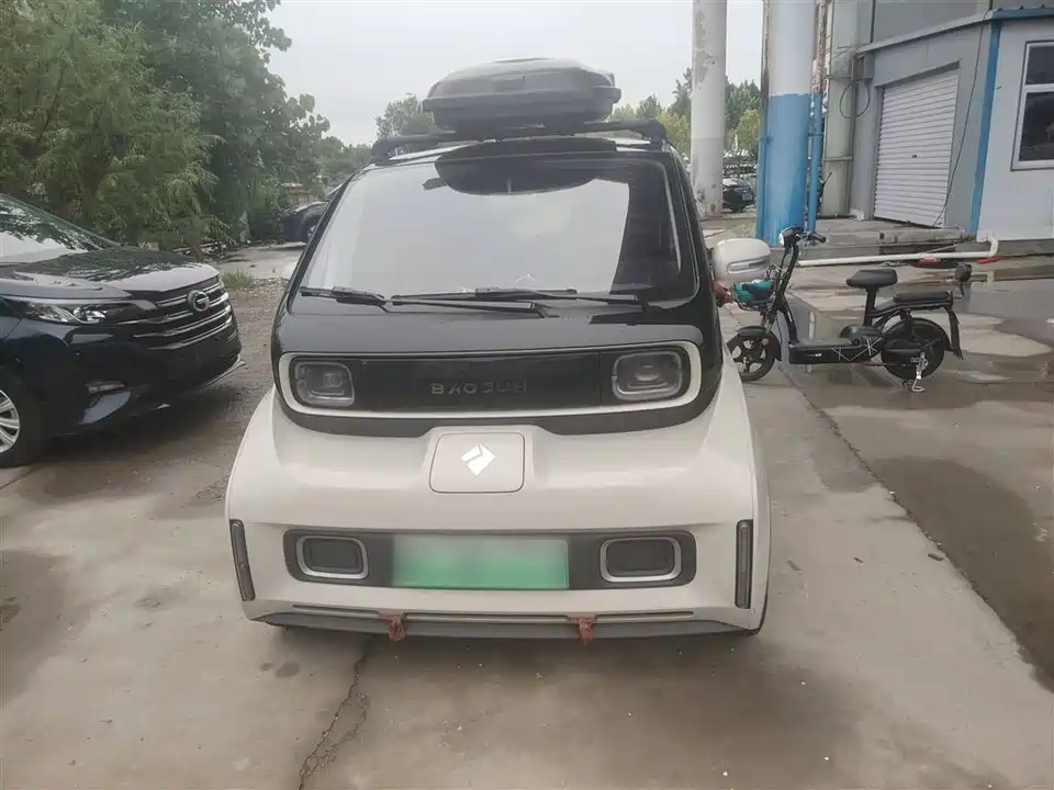 Baoding KiWi EV
