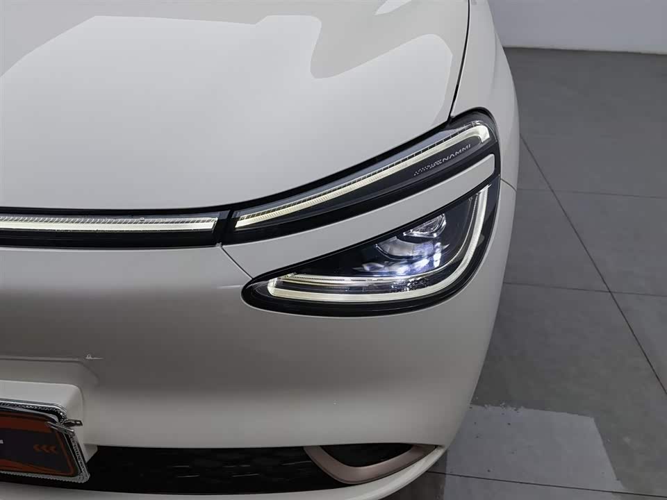 Dongfeng Nammi Nano 01