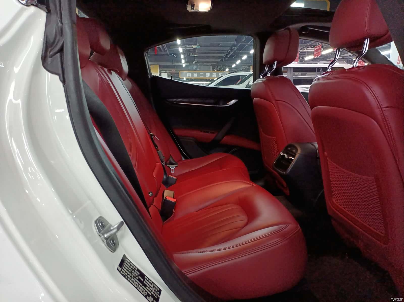 Maserati Ghibli, 2020 7