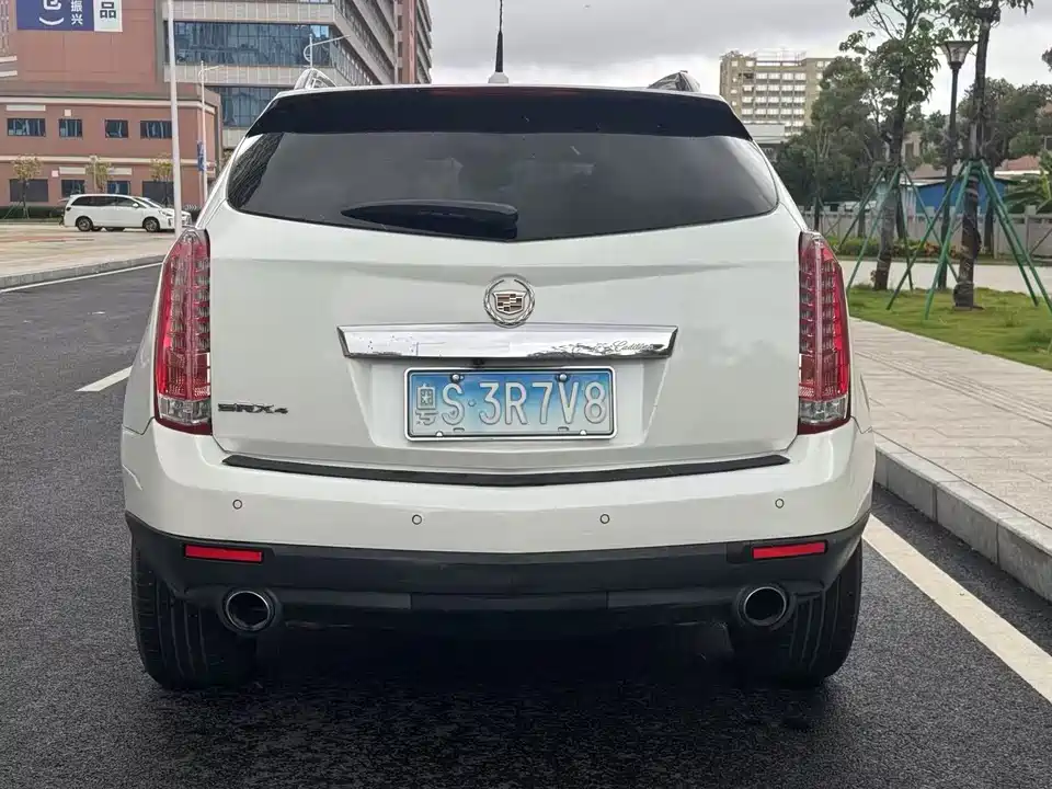 Cadillac SRX