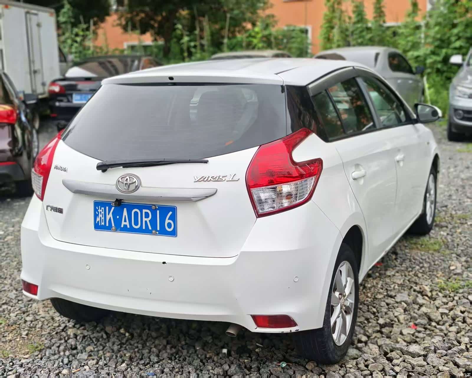 Toyota YARiS L, 2014 7
