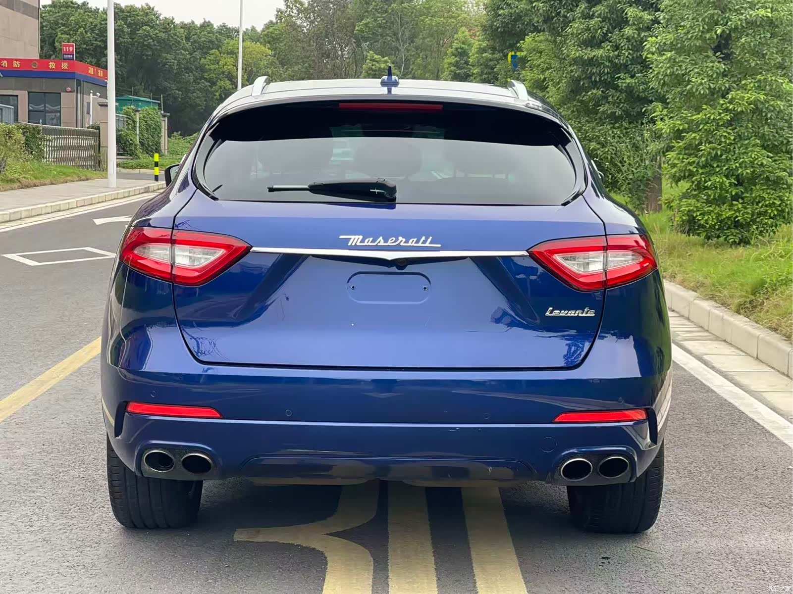 Maserati Levante, 2016 все фото