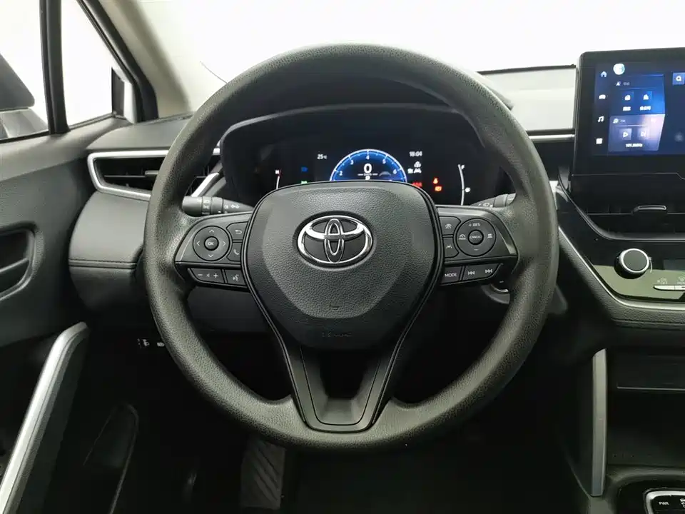 Toyota Corolla Sharp amplifier