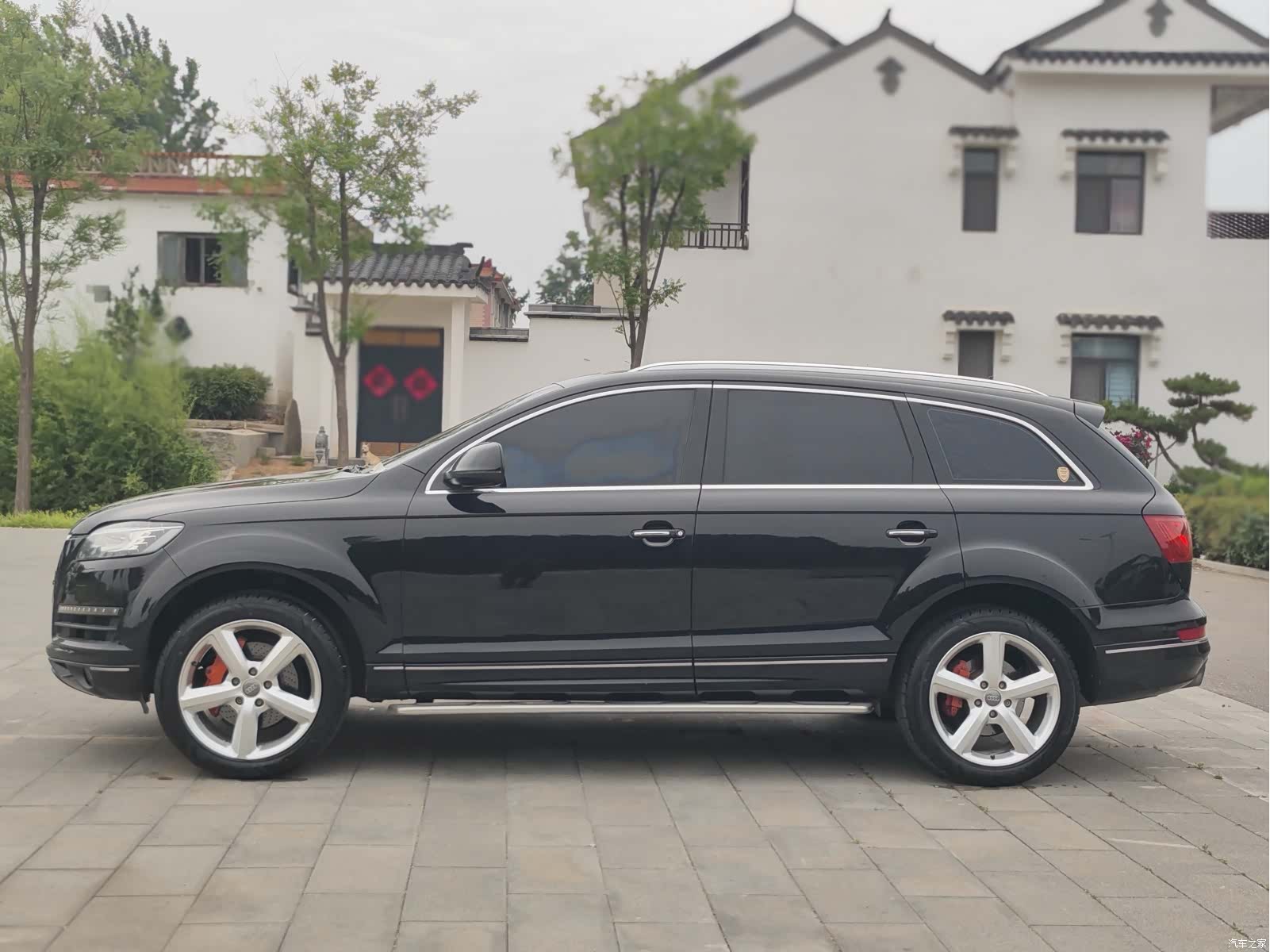 Audi Q7, 2012 4