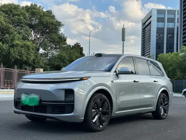 Li Auto L9 2023 — купить из Китая под заказ