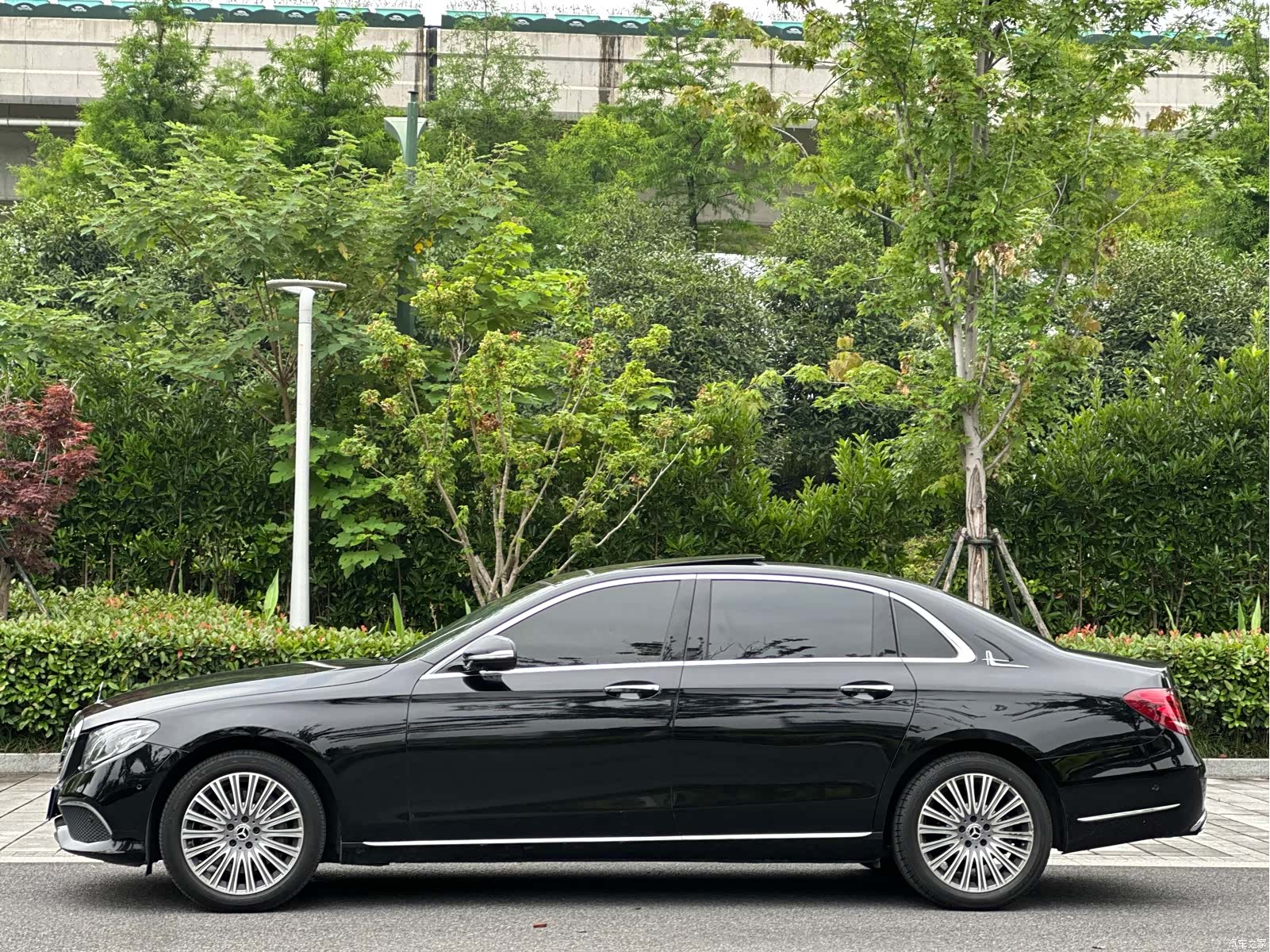 Mercedes-Benz E-Class, 2020 7