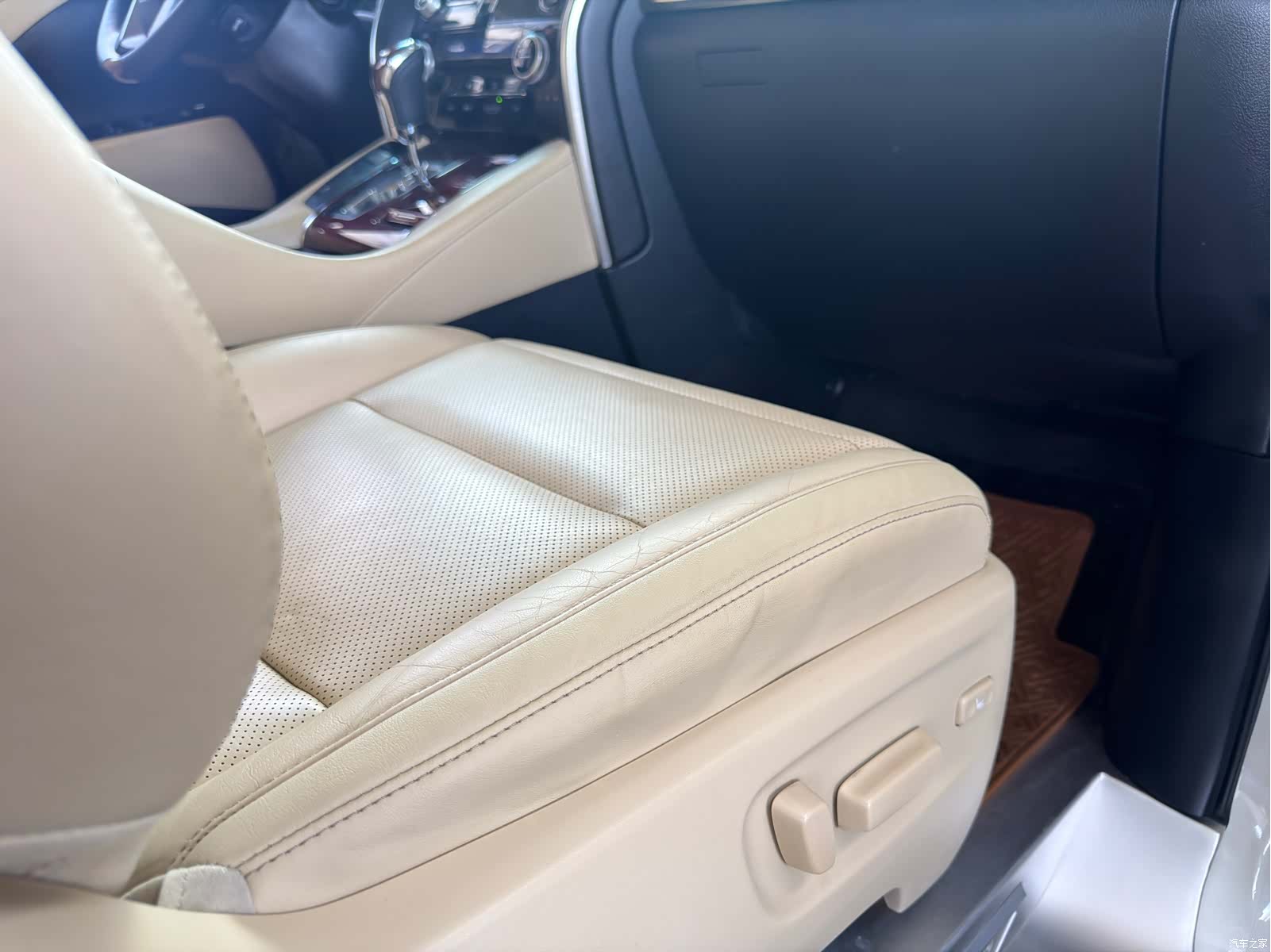 Toyota Alphard, 2017 10