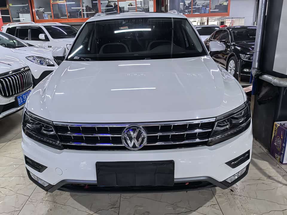 Volkswagen Tiguan L