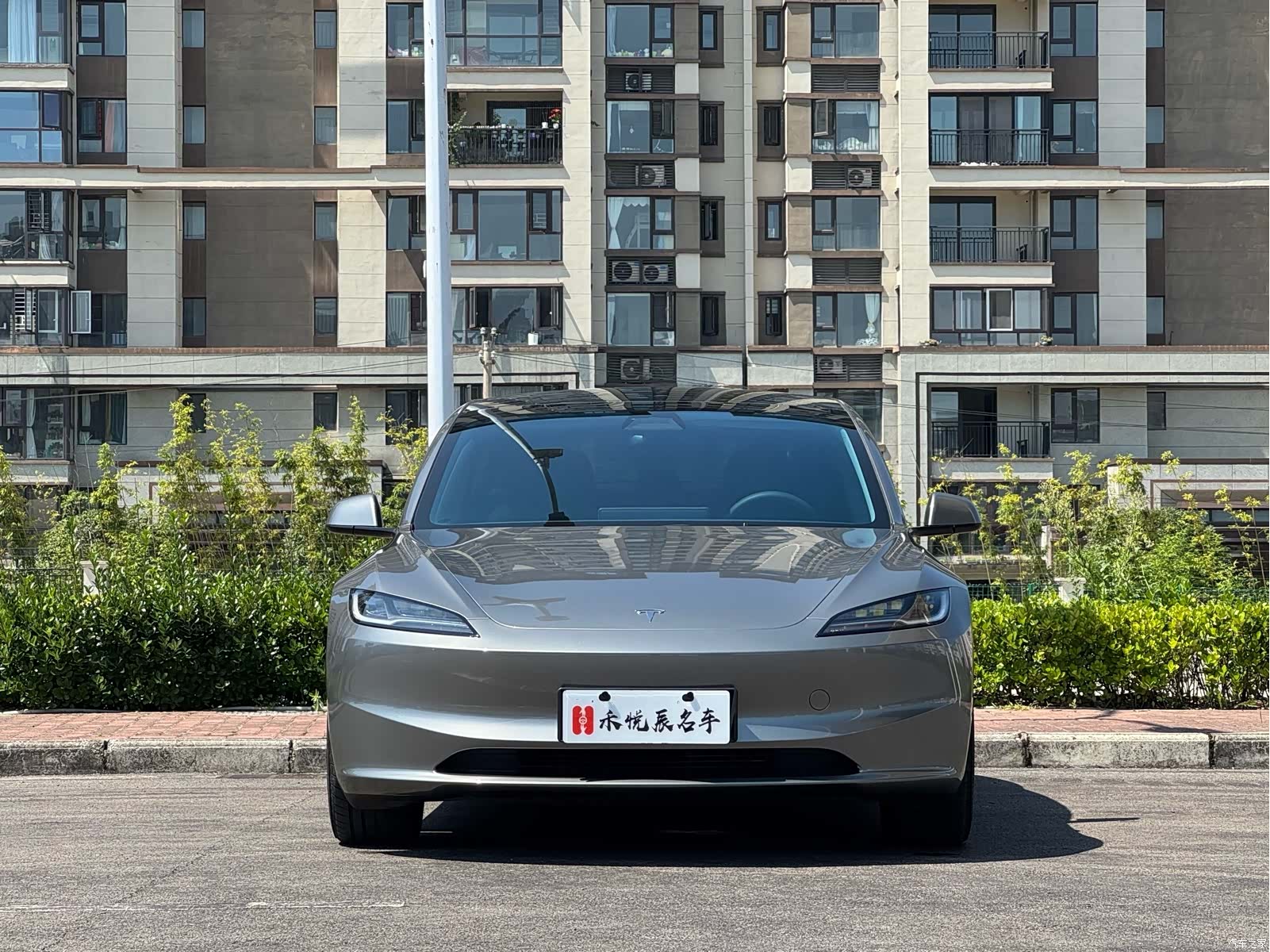 Tesla Model 3, 2025 2