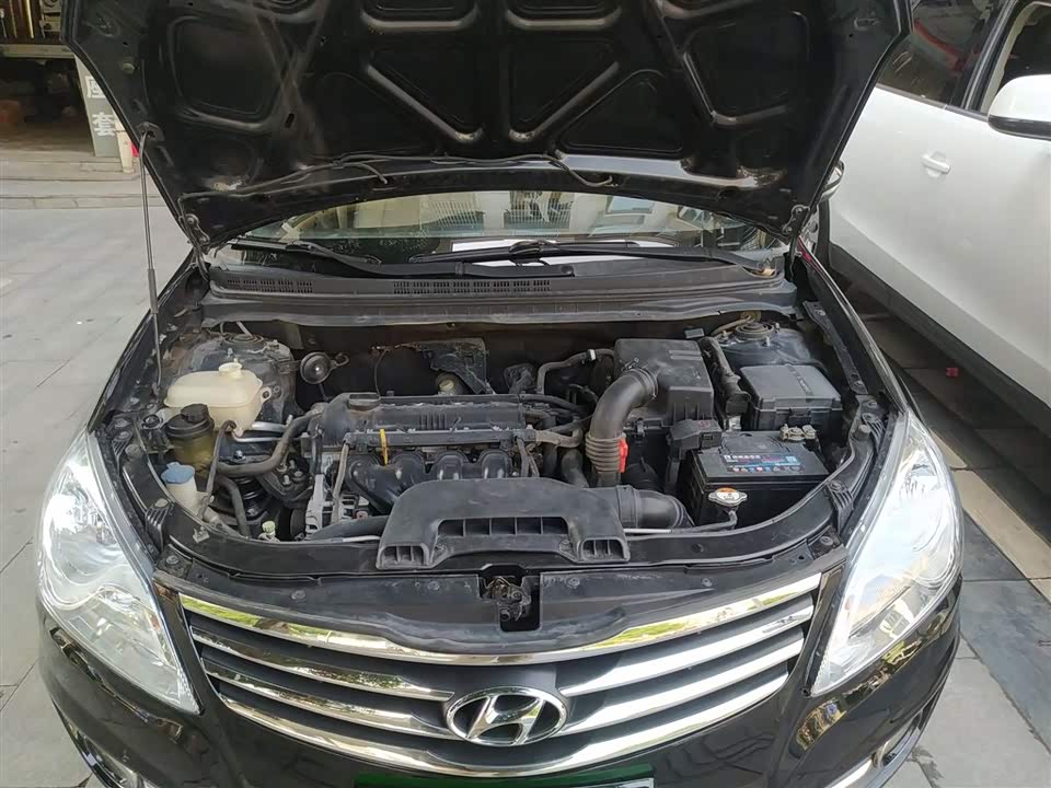 Hyundai Yuedong
