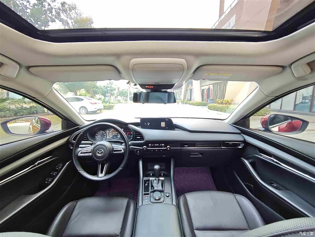 Mazda Mazda3, 2021 11