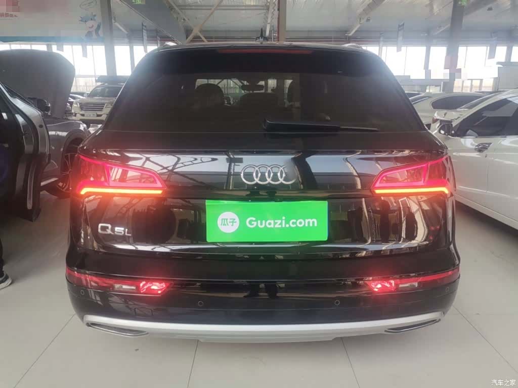 Audi Q5L, 2021 4
