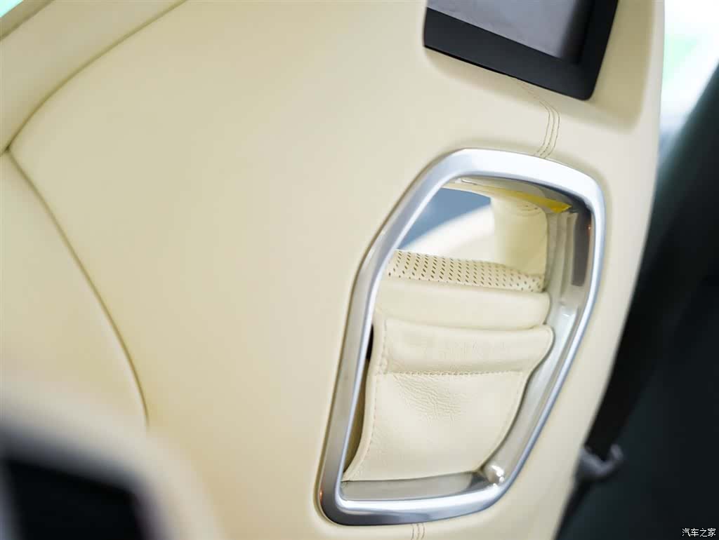 Aston Martin Rapide, 2011 41