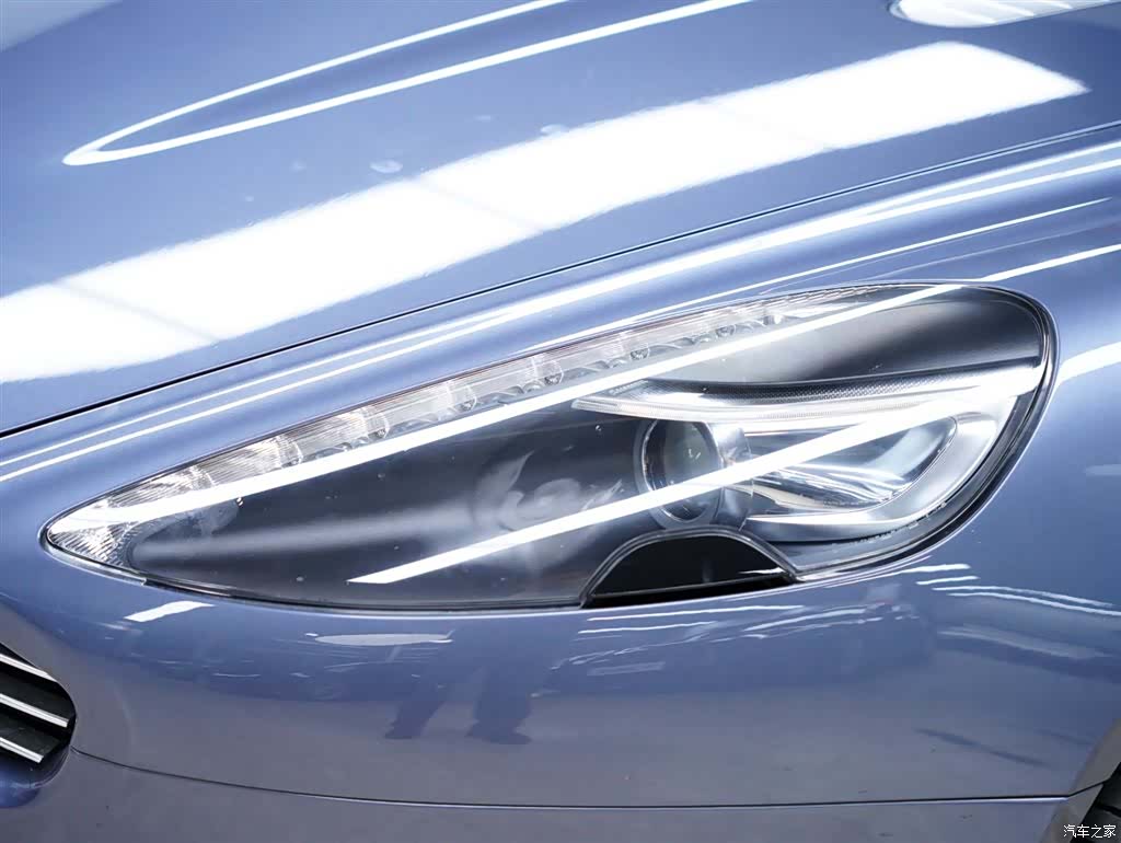 Aston Martin Rapide, 2011 12