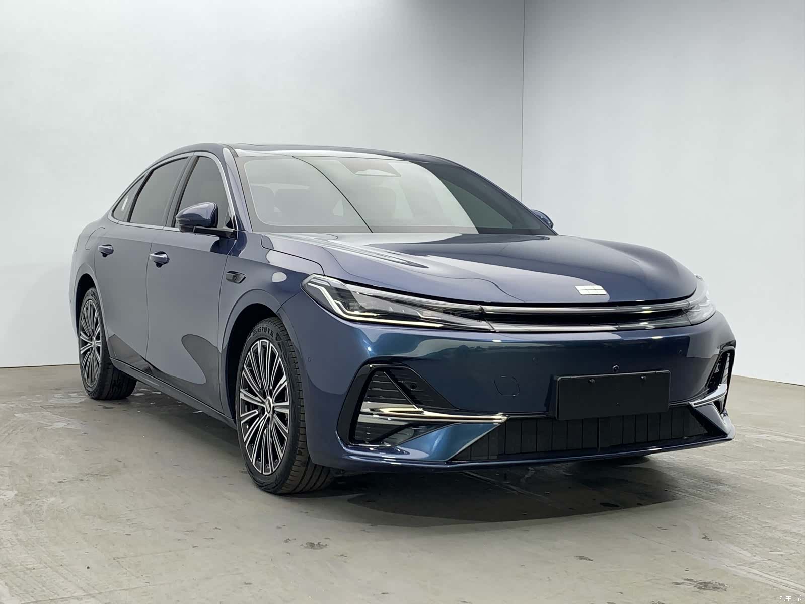 Geely A7, 2025 3
