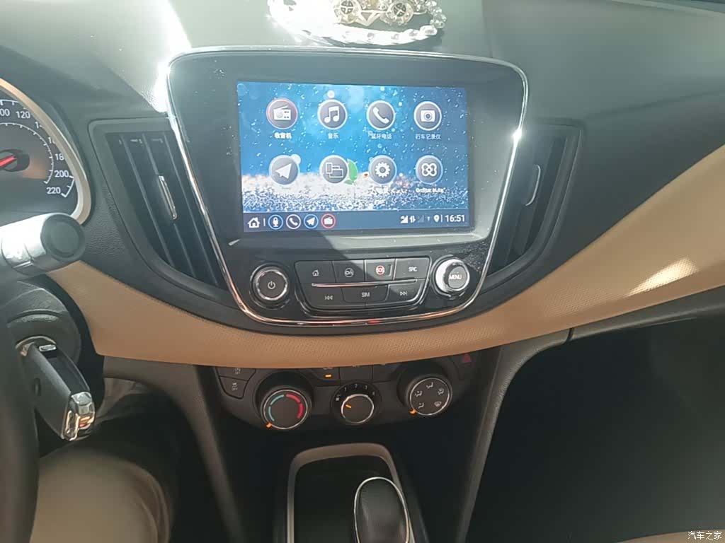 Chevrolet 320, 2021 13