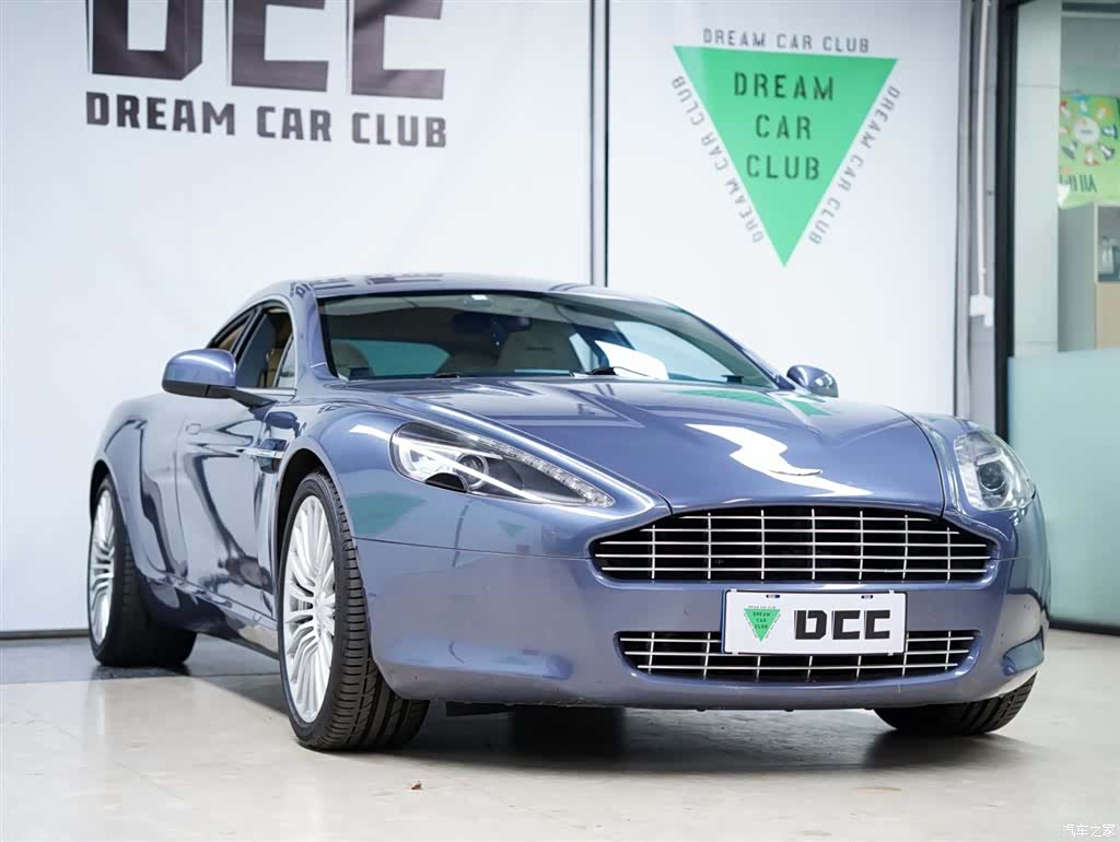 Aston Martin Rapide, 2011 9
