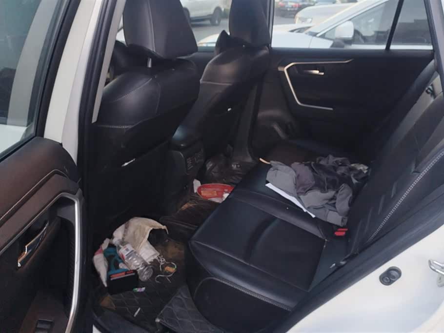 Toyota RAV4 Rongfang