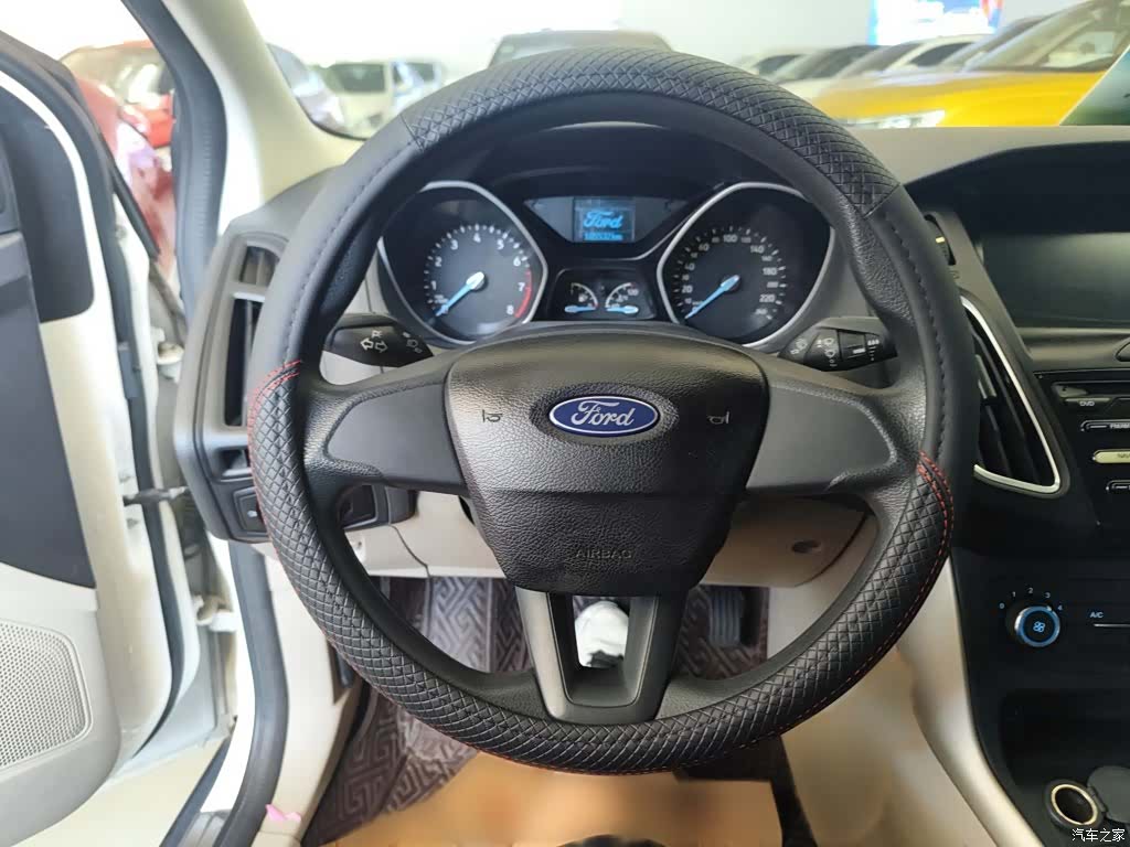 Ford Focus, 2018 15
