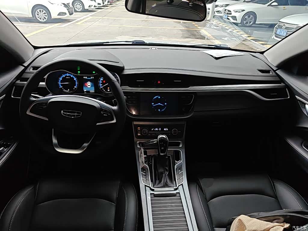 Geely Emgrand, 2019 10