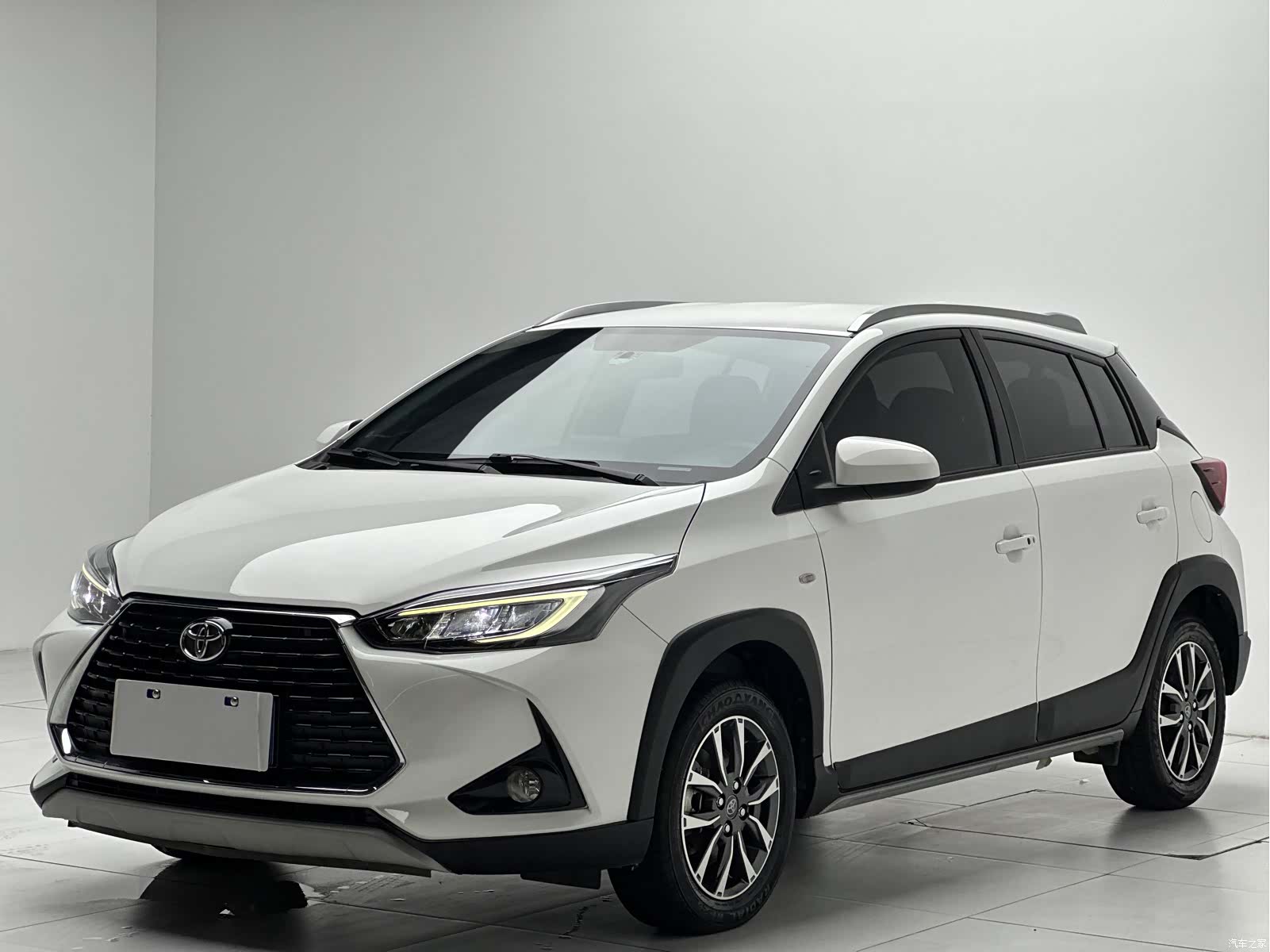 Toyota YARiS L