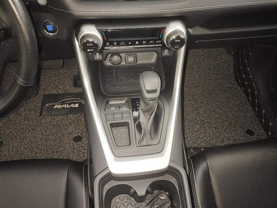 Toyota RAV4 Rongfang