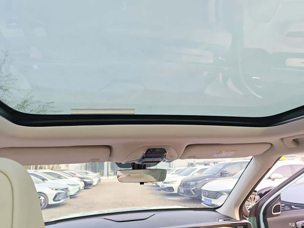 Geely Icon, 2023 14