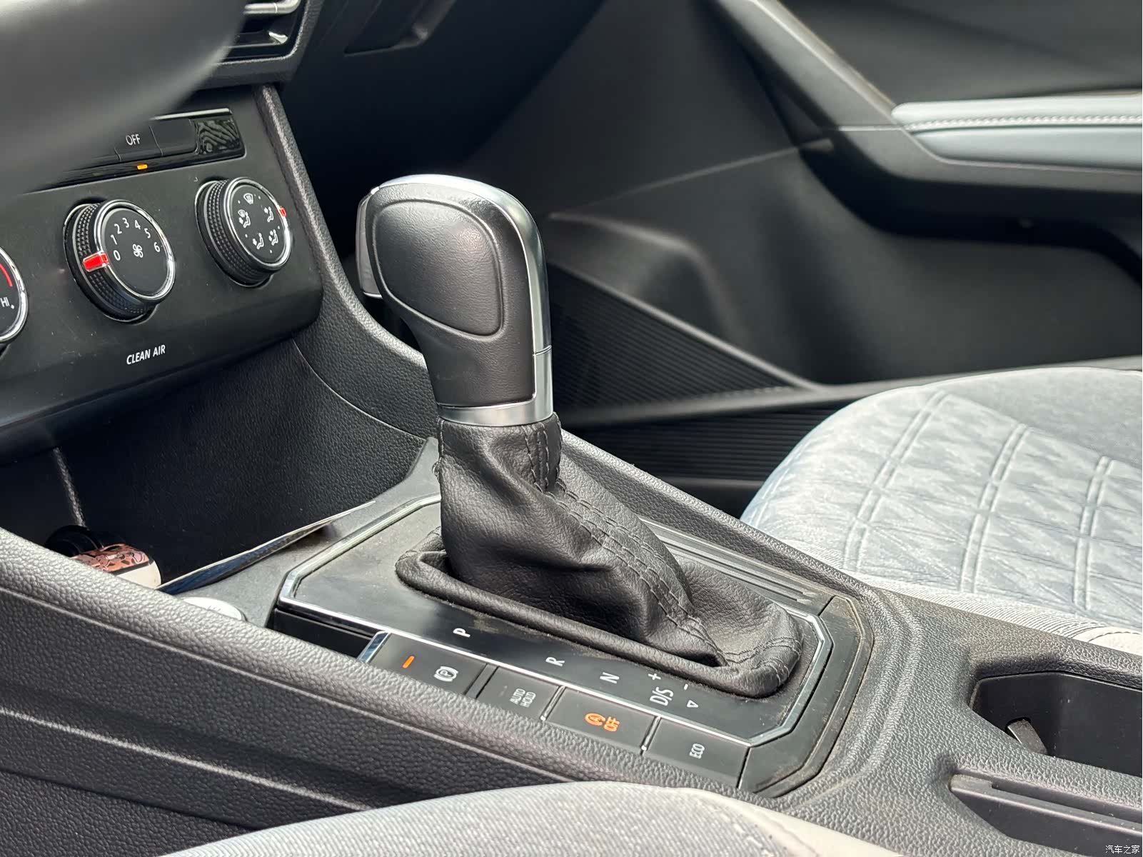 Volkswagen Lavida, 2023 19
