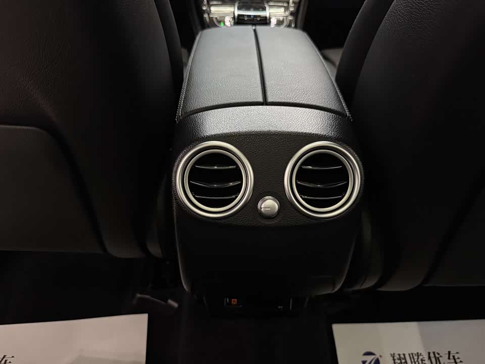 Mercedes-Benz GLC Mercedes-Benz GLC