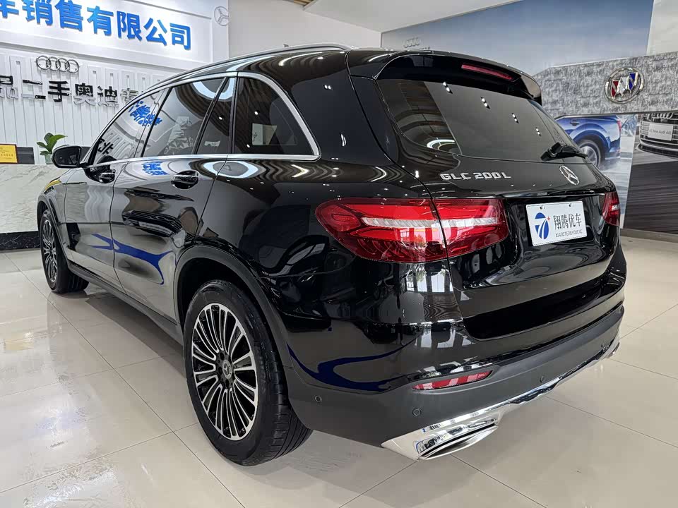 Mercedes-Benz GLC Mercedes-Benz GLC