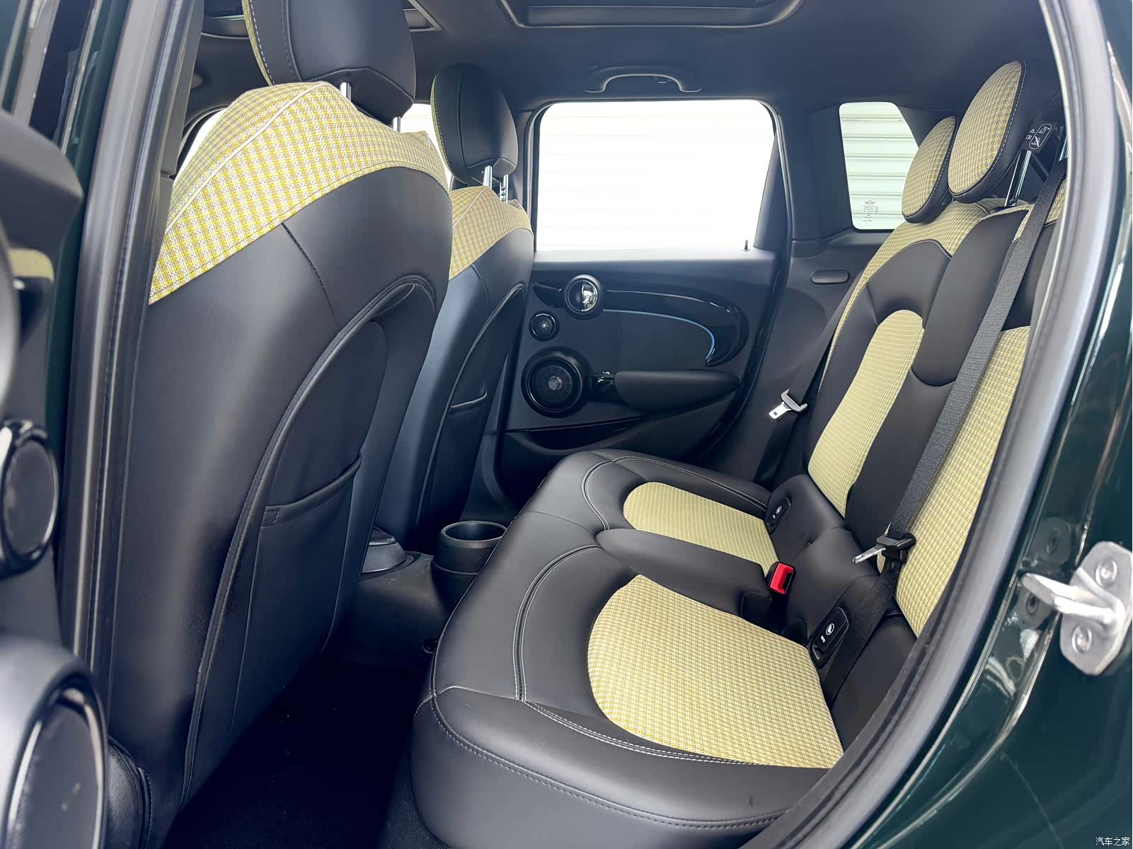 Mini Cooper, 2023 11