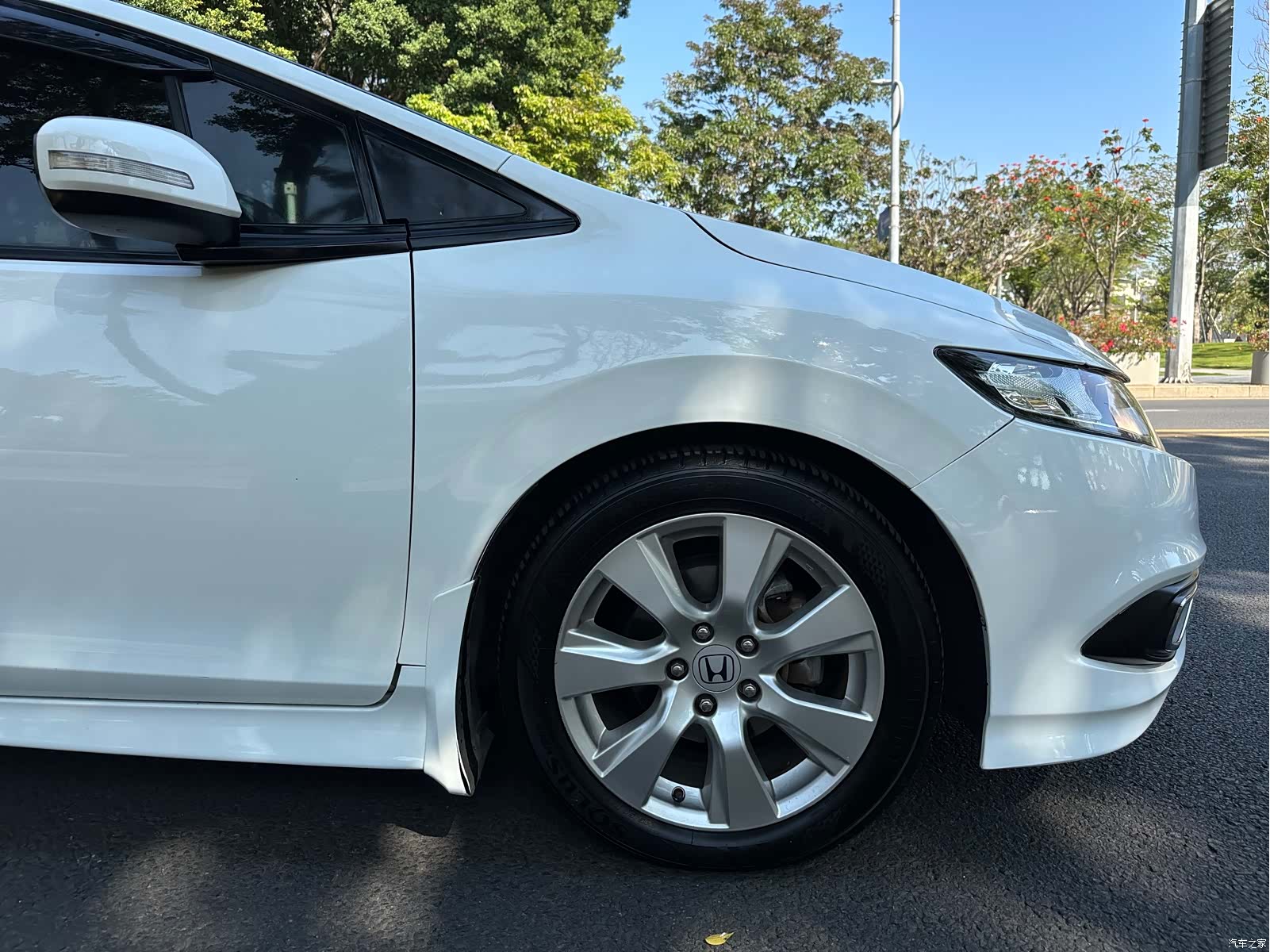 Honda Jade, 2014 26