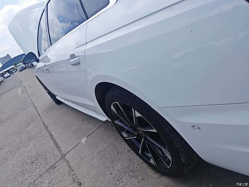 Audi A4L, 2022 22