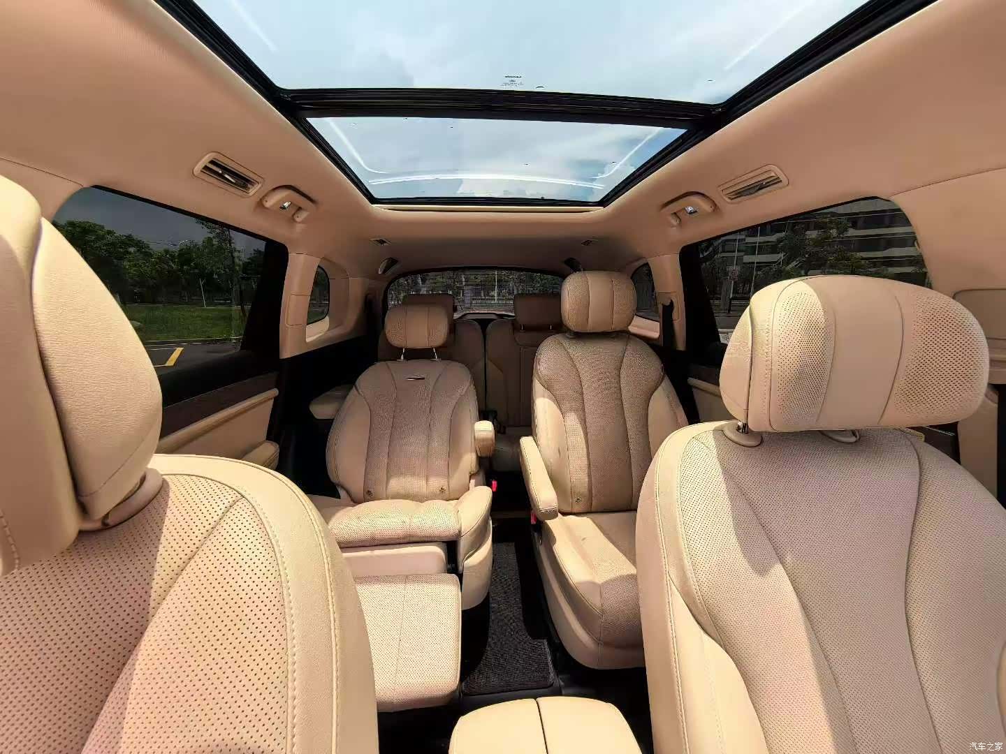 AITO M7, 2022 все фото