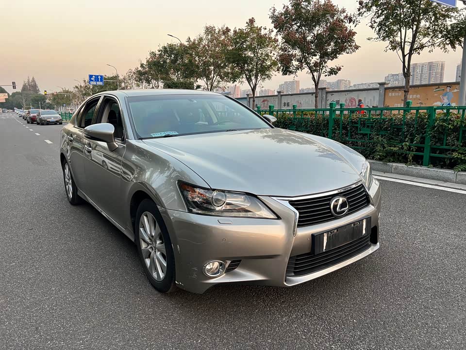 Lexus GS