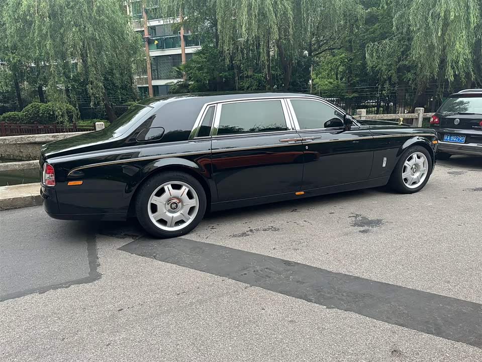 Rolls-Royce Phantom