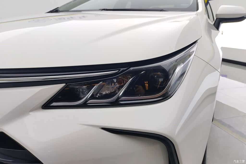 Toyota Corolla, 2021 все фото