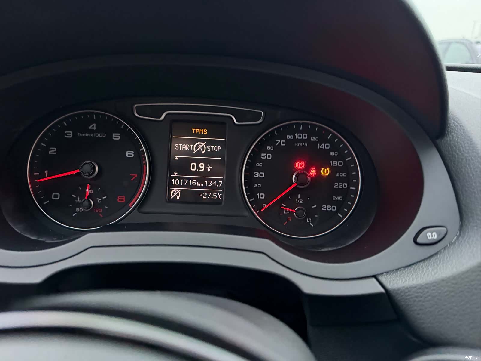Audi Q3, 2013 9