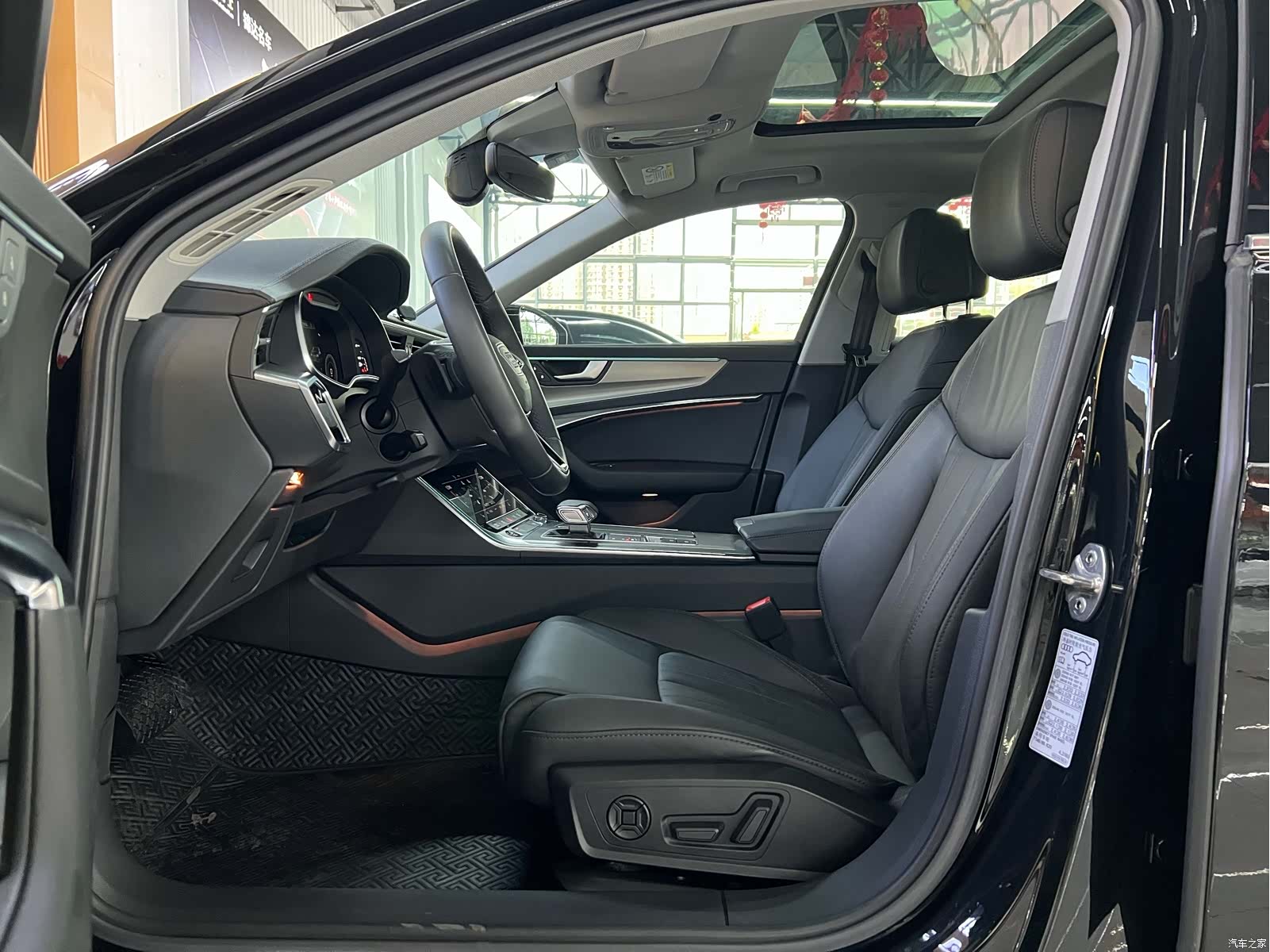 Audi A6L, 2021 3